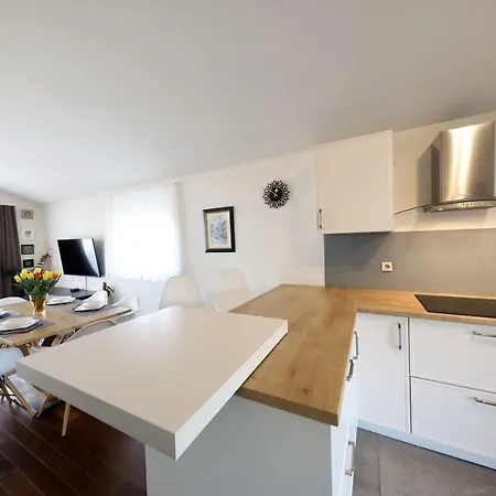 Апартаменти Bellevue Hill *