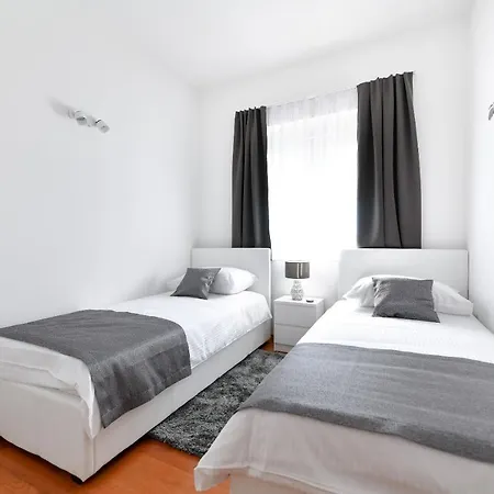 Bellevue Hill * Задар