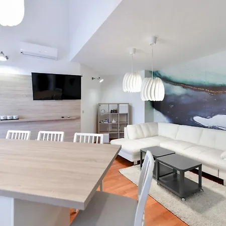 Bellevue Hill *