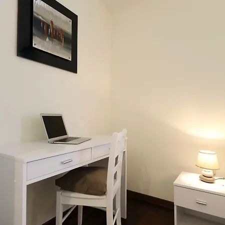 Bellevue Hill Apartment