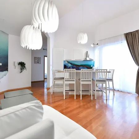 Bellevue Hill Apartament *