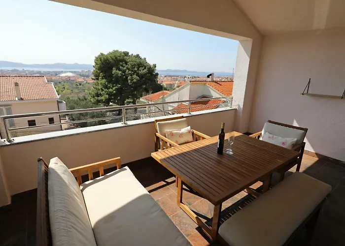 Bellevue Hill * Ζαντάρ